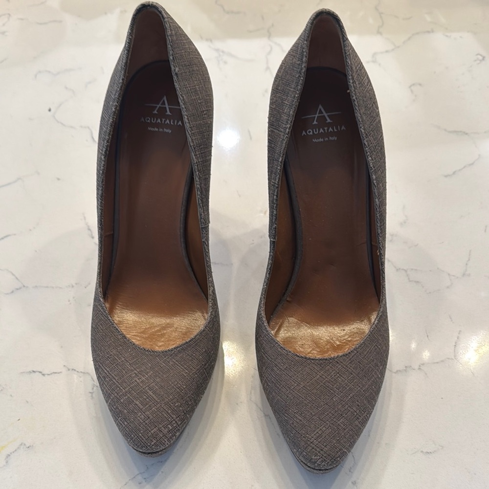 Aquatalia Women's Gray Pumps